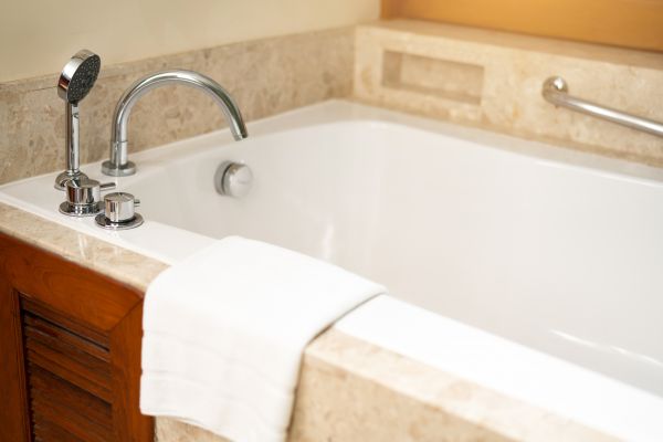 Tub Faucet Repair in Woodinville